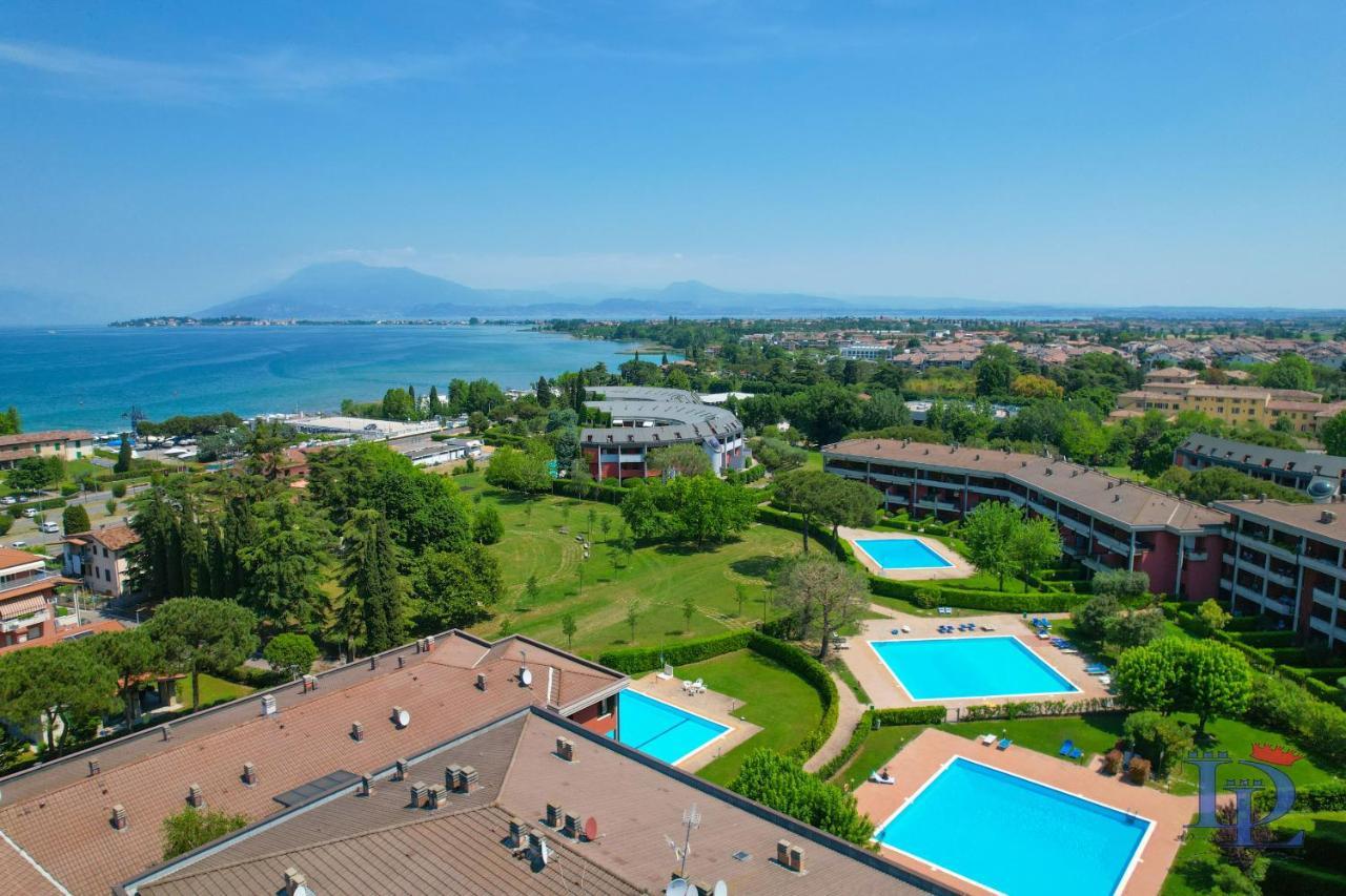 Desenzanoloft Official Partner Marriott Homes & Villas - Dolce Vita With Garden And Pools Ντεζεντσάνο ντελ Γκάρντα Εξωτερικό φωτογραφία